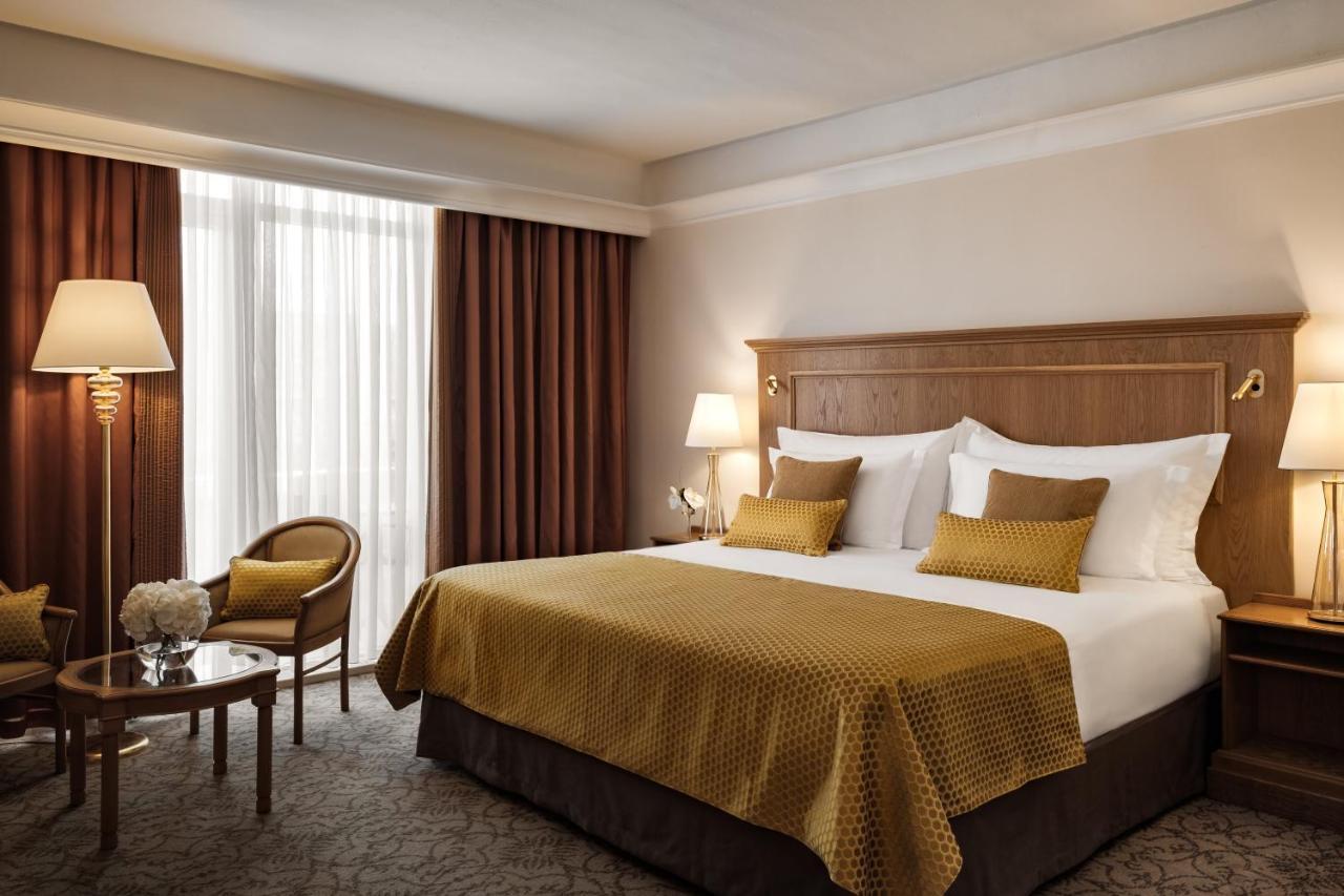 Corinthia Palace Malta Attard Екстер'єр фото Deluxe room
