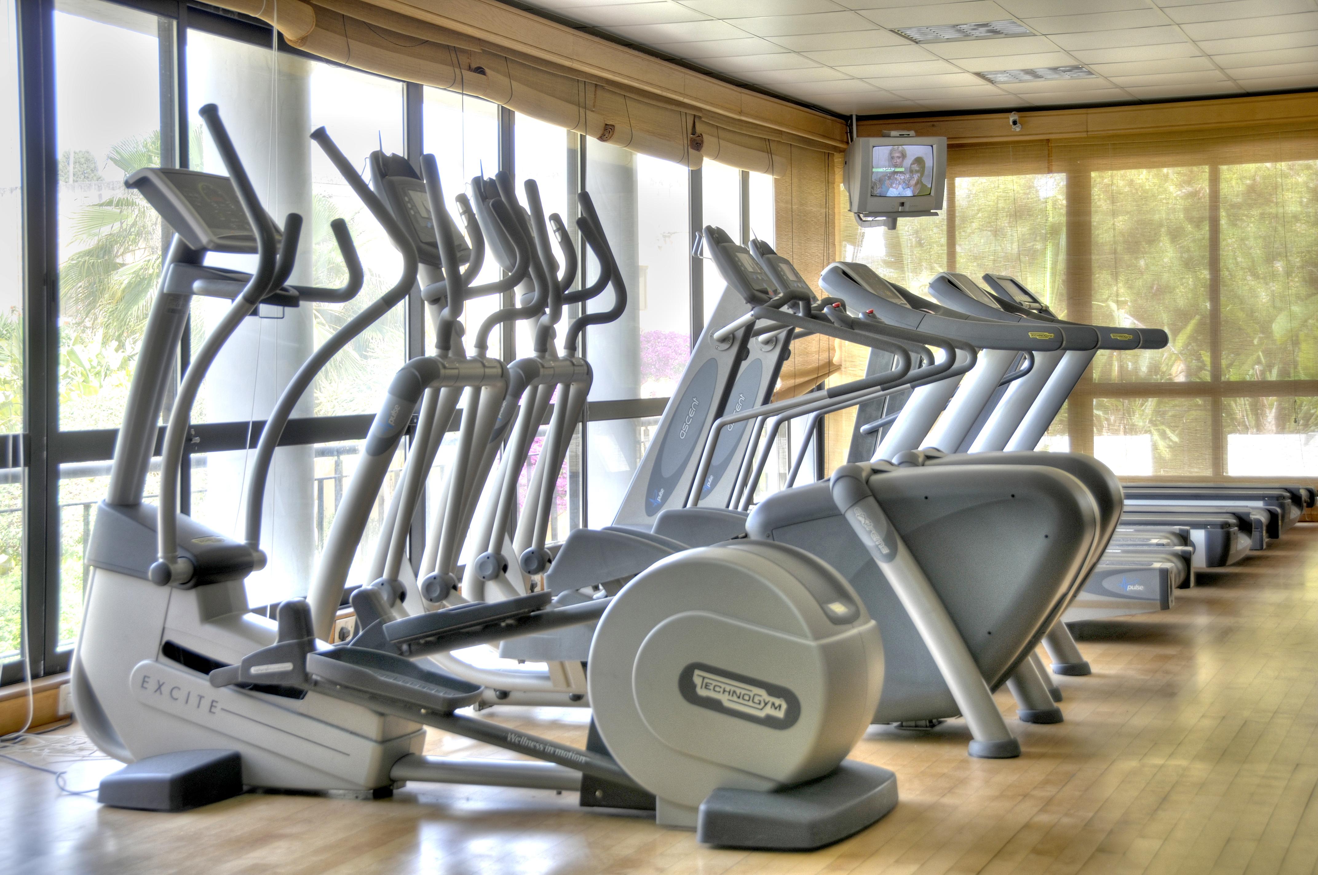 Corinthia Palace Malta Attard Екстер'єр фото Elliptical cross trainer